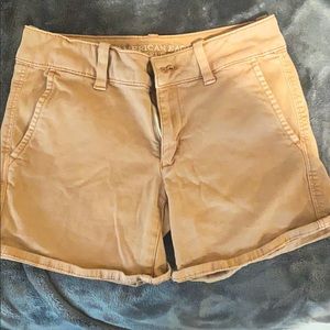 salmon color american eagle shorts